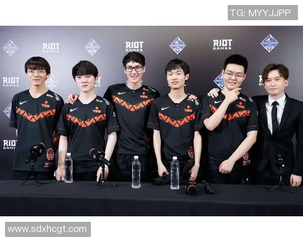 电竞新闻S15LOL赛后复盘TES与RNG对决中选手个人能力的深度分析与比较